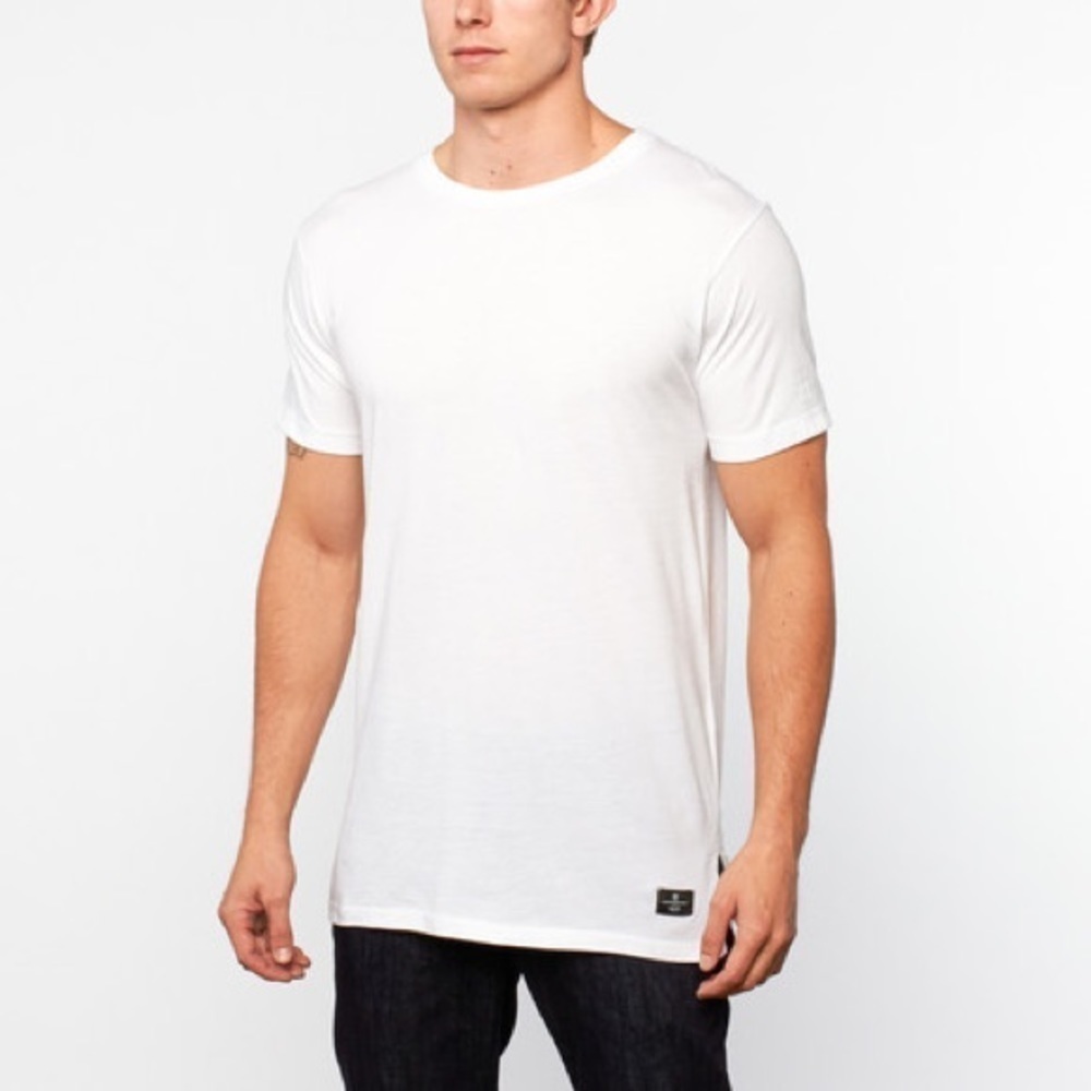 THREAD WORKSHOP // 3M REFLECTIVE HI-LO TEE // 3M "25" WHITE Size M